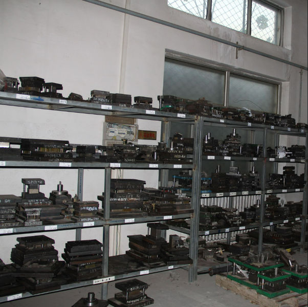 Hongum Technology (Shanghai) Co., Ltd linea di produzione del produttore