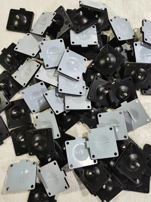 Laminato sintetico di superficie liscia per la fabbricazione di diaframmi di precisione